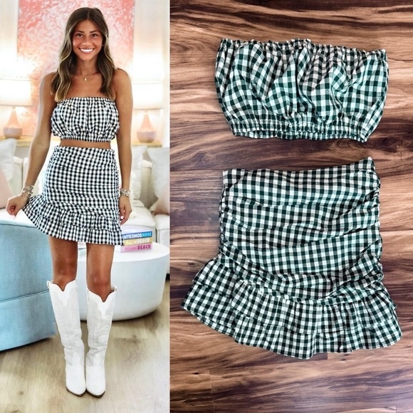 Anthropologie Dresses & Skirts - Anthropologie MABLE Green & White Gingham Ruffle Mini Skirt Set